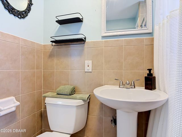 204 Osceola Avenue, Ormond Beach, FL 32176