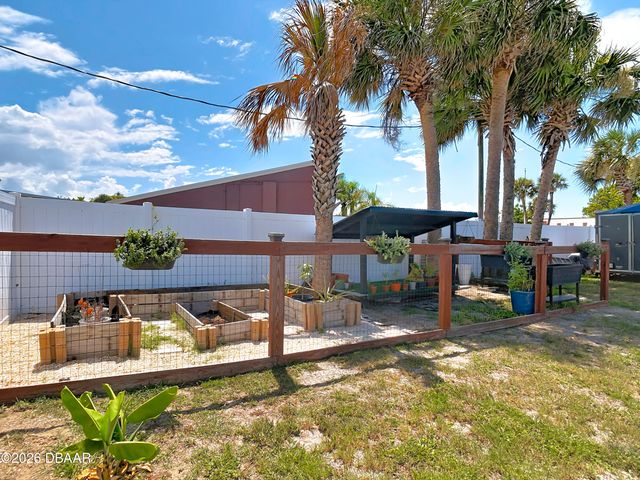 204 Osceola Avenue, Ormond Beach, FL 32176