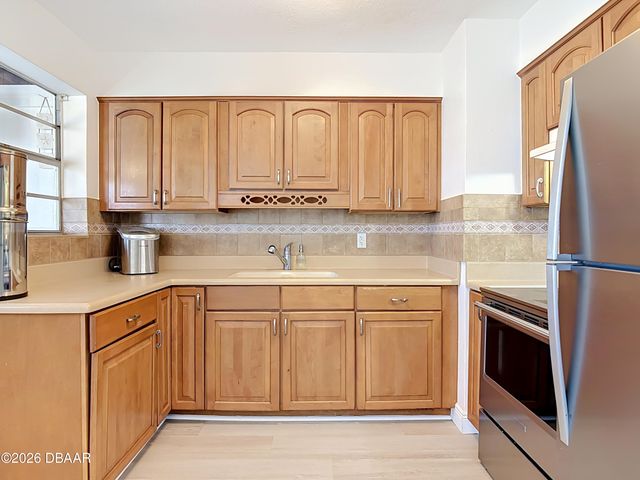 204 Osceola Avenue, Ormond Beach, FL 32176