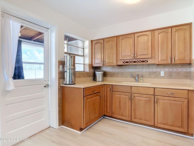 204 Osceola Avenue, Ormond Beach, FL 32176