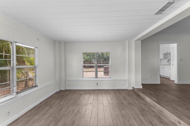 4010 W ANGELES STREET, Tampa, FL 33629