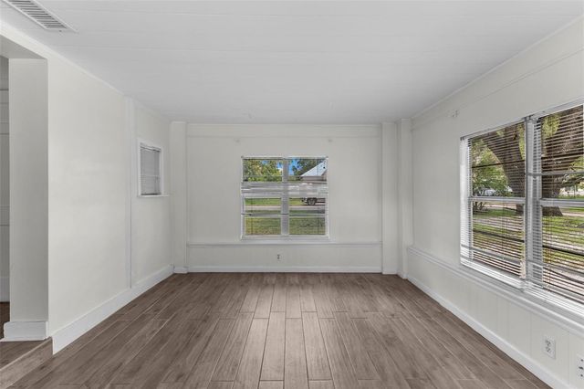 4010 W ANGELES STREET, Tampa, FL 33629