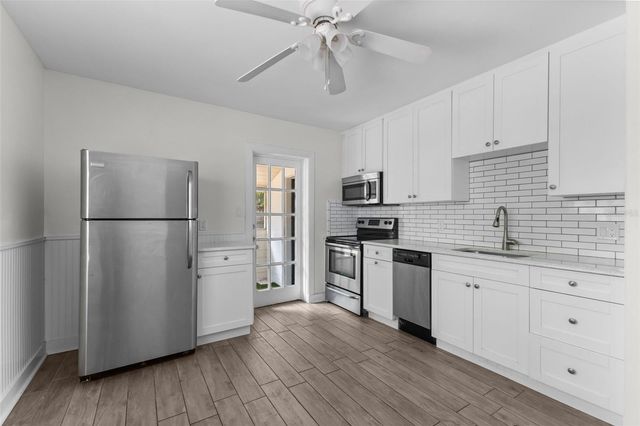 4010 W ANGELES STREET, Tampa, FL 33629