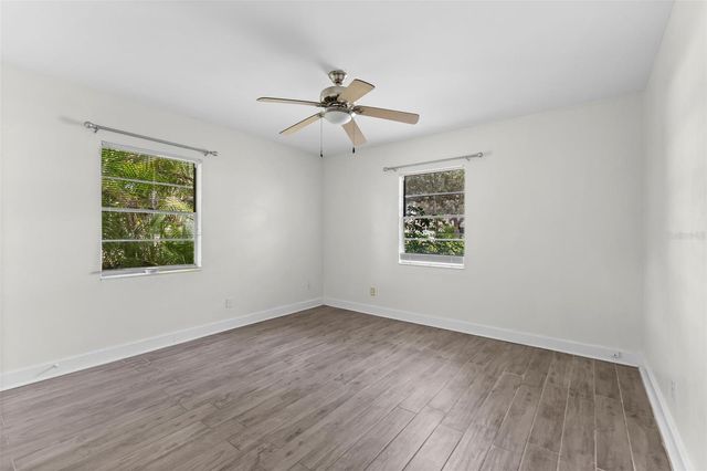 4010 W ANGELES STREET, Tampa, FL 33629
