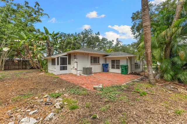 4010 W ANGELES STREET, Tampa, FL 33629
