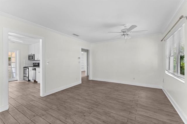 4010 W ANGELES STREET, Tampa, FL 33629