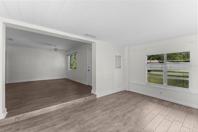 4010 W ANGELES STREET, Tampa, FL 33629