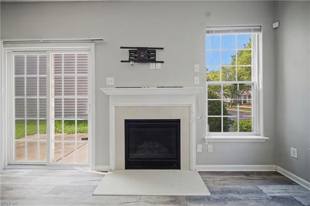 8236 Lee Hall AVE, Suffolk, VA 23435