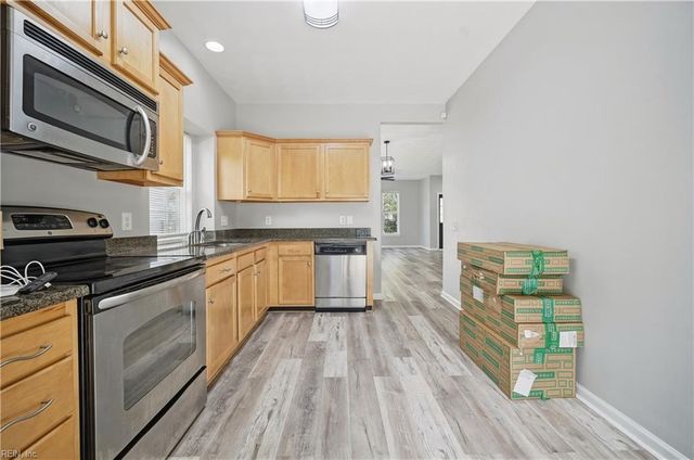 8236 Lee Hall AVE, Suffolk, VA 23435