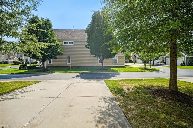 8236 Lee Hall AVE, Suffolk, VA 23435