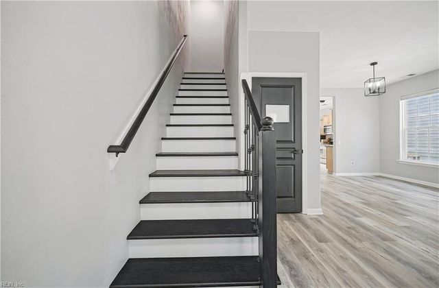 8236 Lee Hall AVE, Suffolk, VA 23435