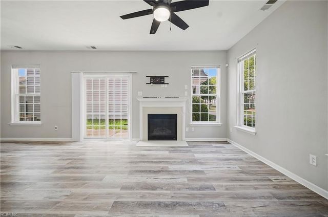8236 Lee Hall AVE, Suffolk, VA 23435