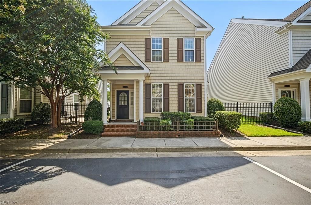 8236 Lee Hall AVE, Suffolk, VA 23435