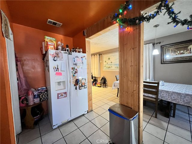 828 N Angeleno, Azusa, CA 91702