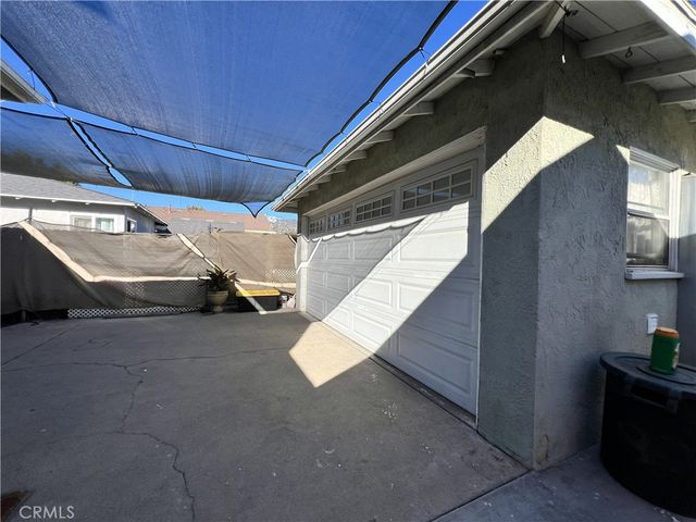 828 N Angeleno, Azusa, CA 91702