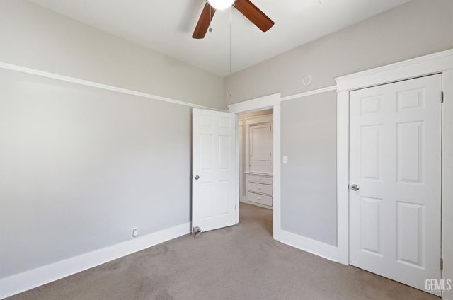 2416 Sunset Avenue, Bakersfield, CA 93304