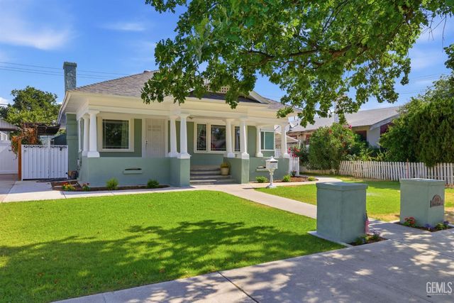 2416 Sunset Avenue, Bakersfield, CA 93304