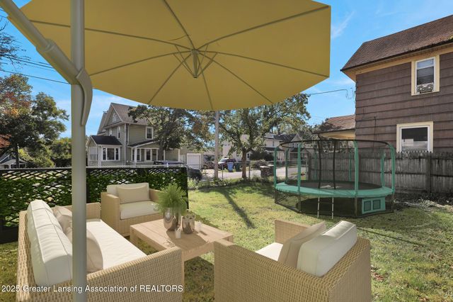 1428 E Cesar E Chavez Avenue, Lansing, MI 48906