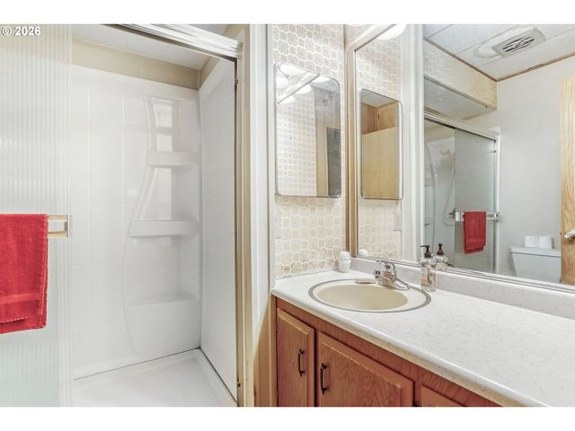 11602 Sw ROYAL VILLA Dr, Tigard, OR 97224