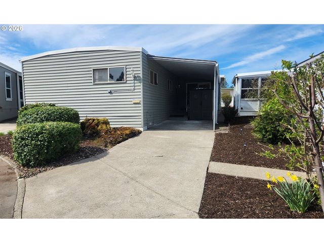 11602 Sw ROYAL VILLA Dr, Tigard, OR 97224