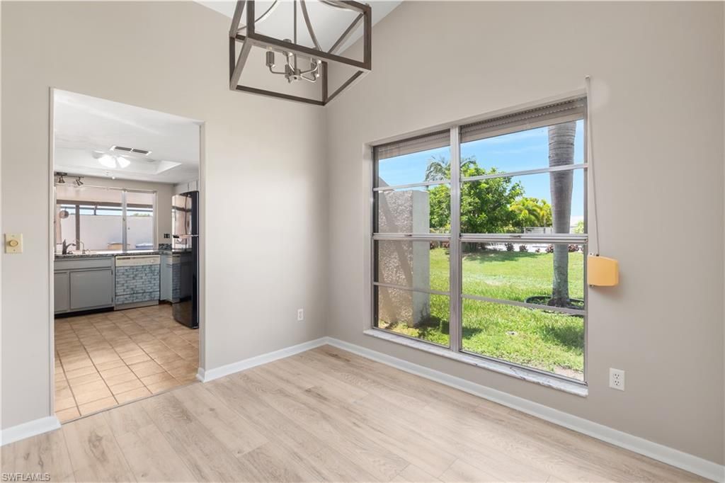 9749 Maplecrest CIR, LEHIGH ACRES, FL 33936 — photo 4
