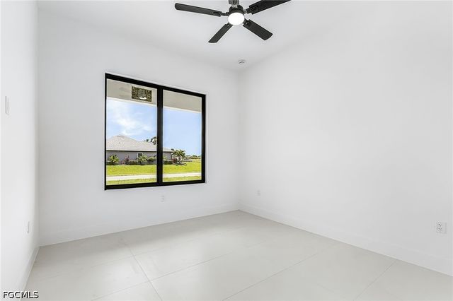 1306 NE 3rd AVE, Cape Coral, FL 33909