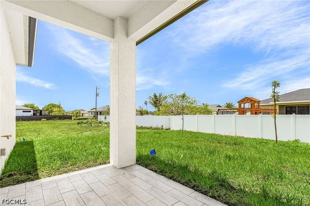 1306 NE 3rd AVE, Cape Coral, FL 33909