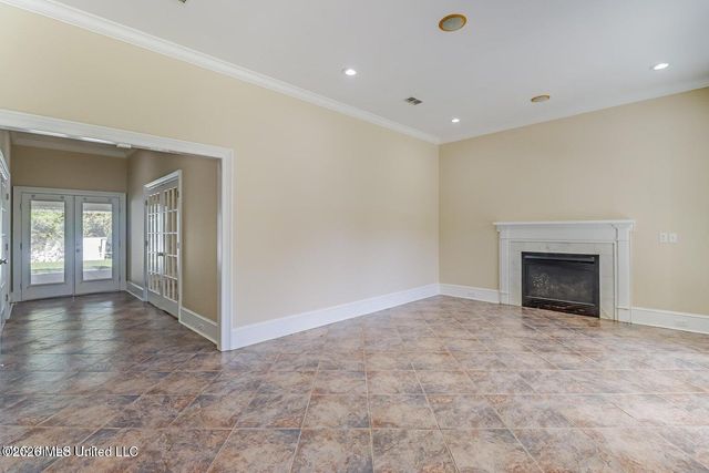 454 Carmargue Lane, Biloxi, MS 39531