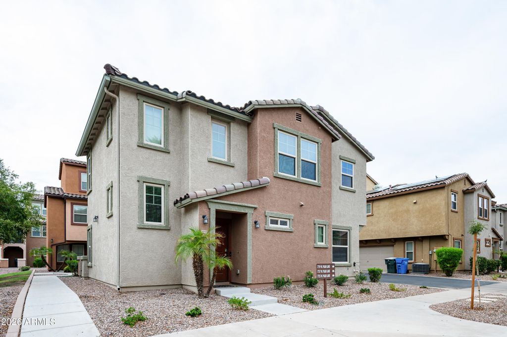 7755 W PALM Lane, Phoenix, AZ 85035