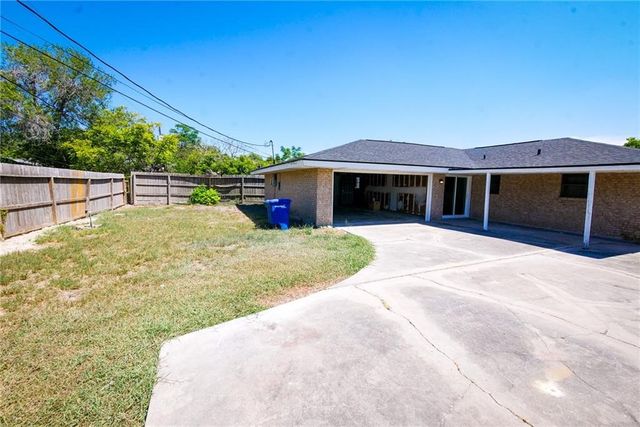 3606 San Blas Dr, Corpus Christi, TX 78415