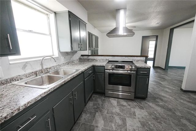 3606 San Blas Dr, Corpus Christi, TX 78415