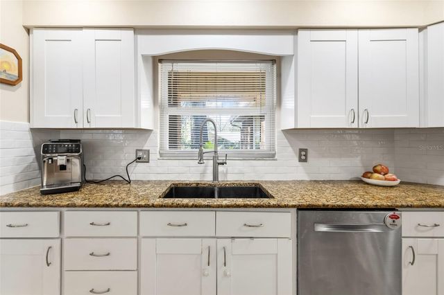 2334 NW 15TH PLACE, Gainesville, FL 32605