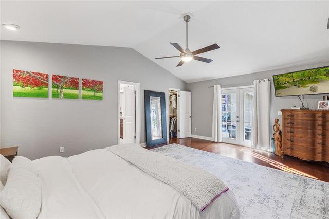 2334 NW 15TH PLACE, Gainesville, FL 32605