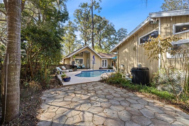 2334 NW 15TH PLACE, Gainesville, FL 32605