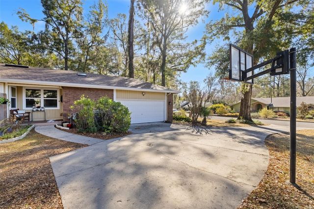 2334 NW 15TH PLACE, Gainesville, FL 32605