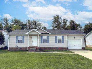 233 Waterford Drive, Oak Grove, KY 42262