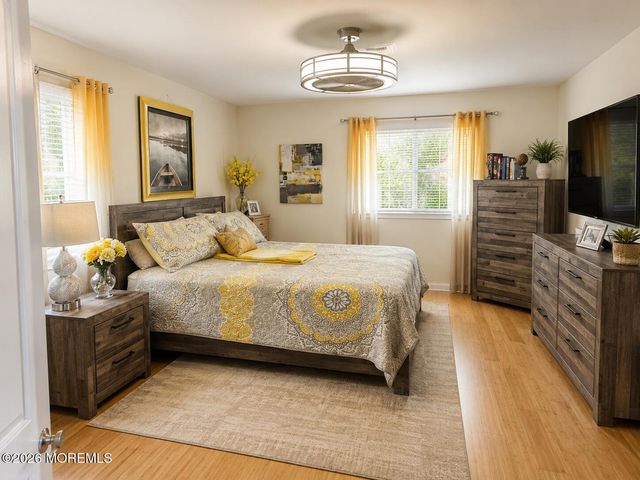 281 Harrington Drive N, Toms River, NJ 08757