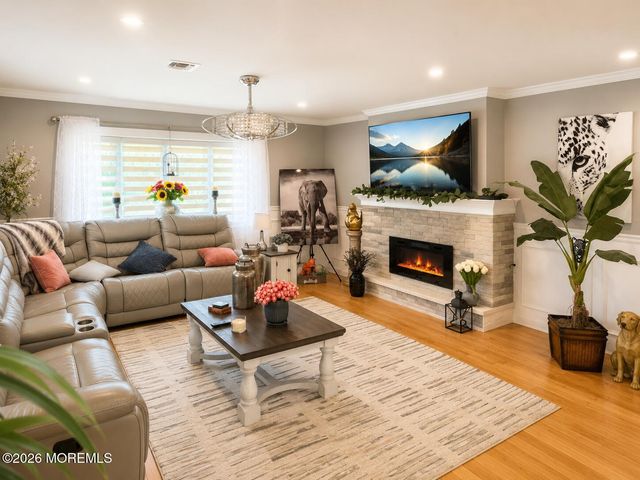 281 Harrington Drive N, Toms River, NJ 08757