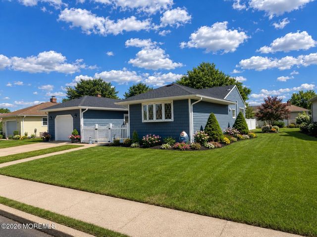 281 Harrington Drive N, Toms River, NJ 08757