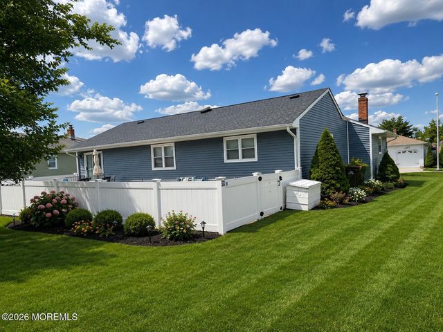 281 Harrington Drive N, Toms River, NJ 08757