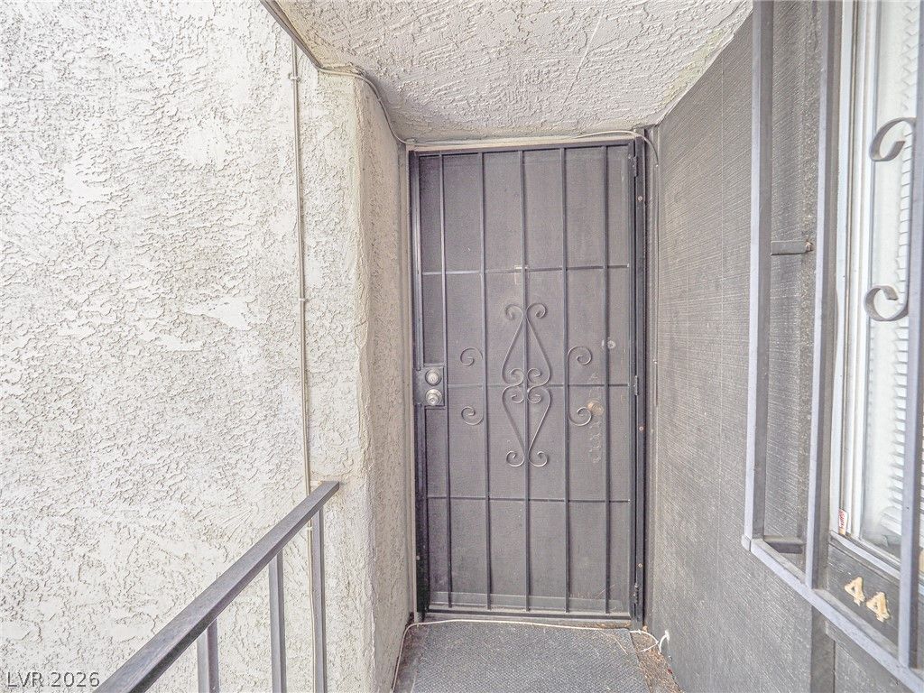 Image 10 of property listing at 1370 Vegas Valley Drive 44, Las Vegas, NV 89169