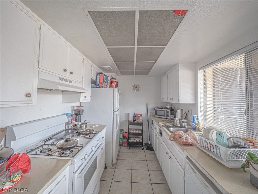 Image 14 of property listing at 1370 Vegas Valley Drive 44, Las Vegas, NV 89169