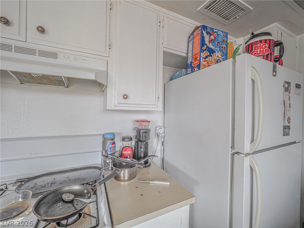 Image 16 of property listing at 1370 Vegas Valley Drive 44, Las Vegas, NV 89169