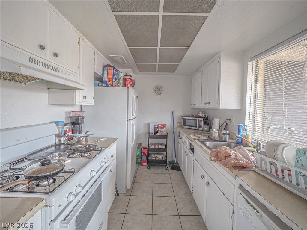 Image 17 of property listing at 1370 Vegas Valley Drive 44, Las Vegas, NV 89169