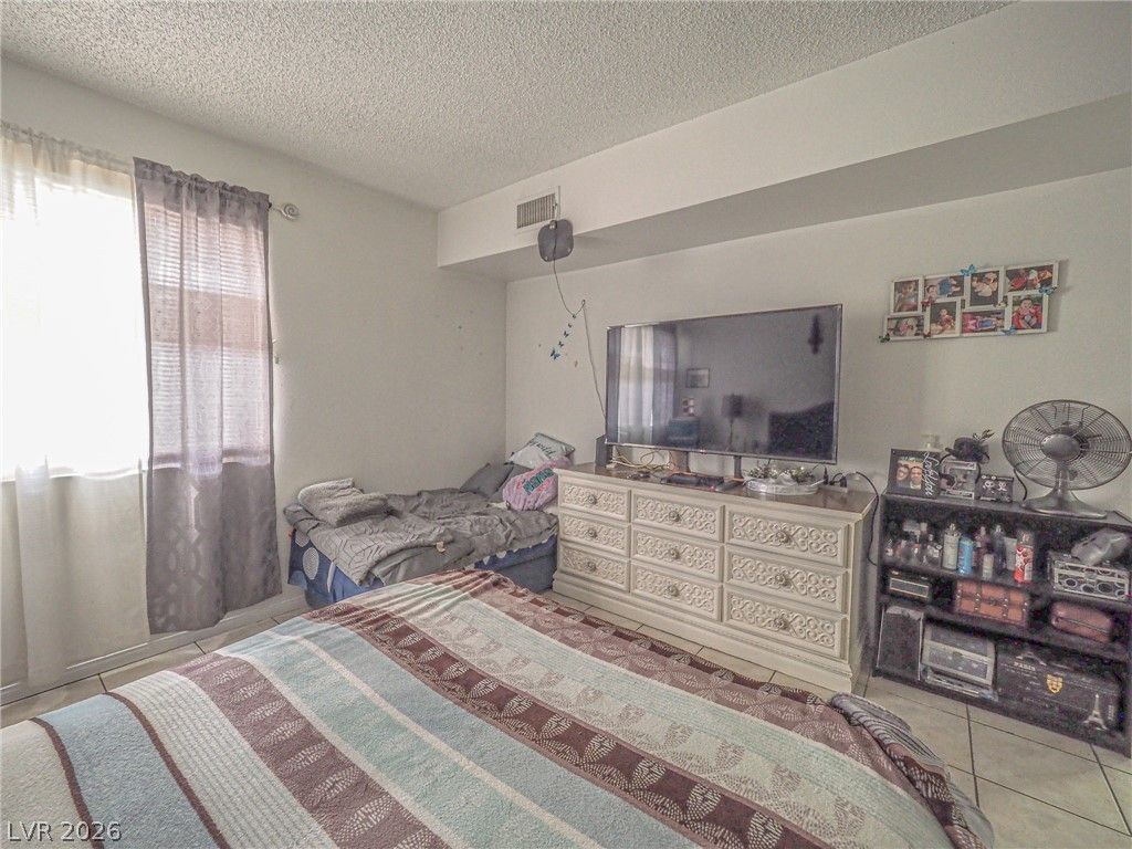 Image 35 of property listing at 1370 Vegas Valley Drive 44, Las Vegas, NV 89169