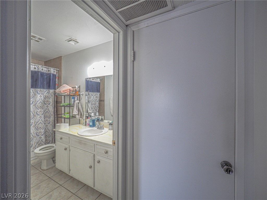 Image 39 of property listing at 1370 Vegas Valley Drive 44, Las Vegas, NV 89169