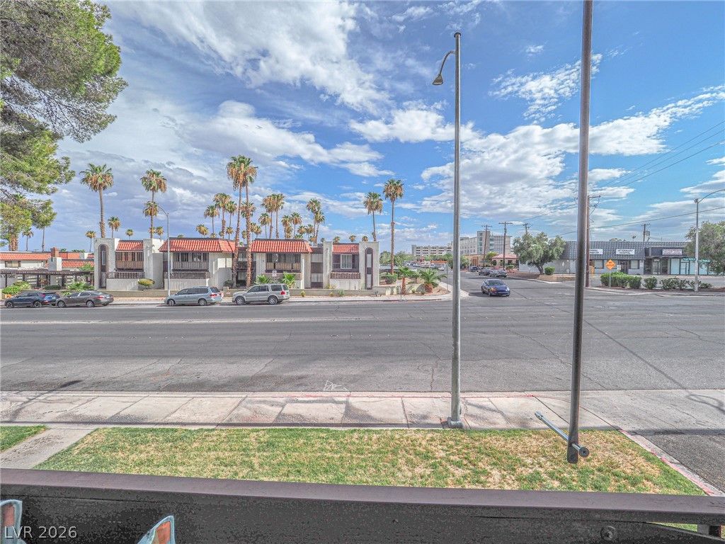 Image 56 of property listing at 1370 Vegas Valley Drive 44, Las Vegas, NV 89169