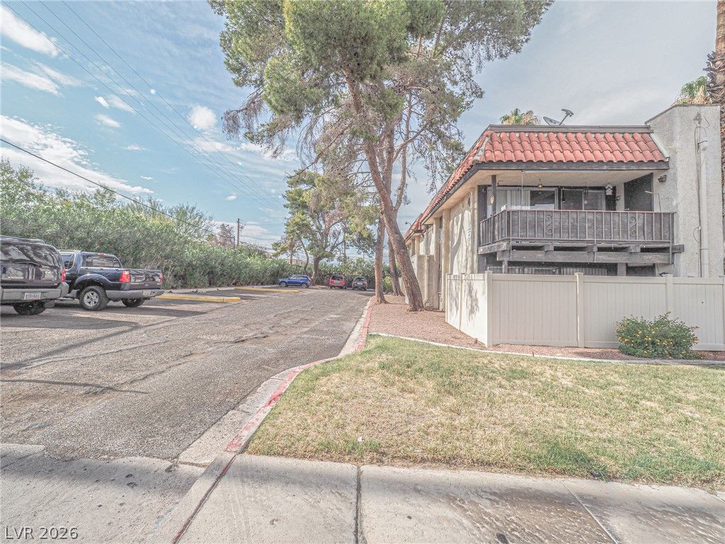 Image 71 of property listing at 1370 Vegas Valley Drive 44, Las Vegas, NV 89169