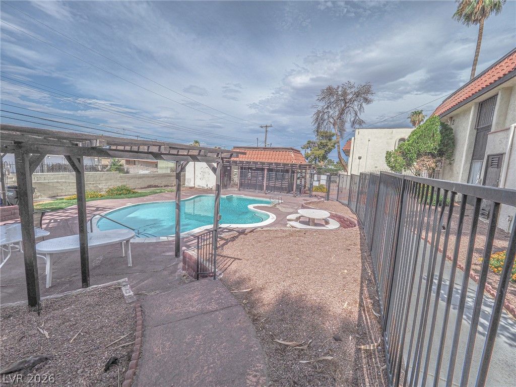 Image 75 of property listing at 1370 Vegas Valley Drive 44, Las Vegas, NV 89169