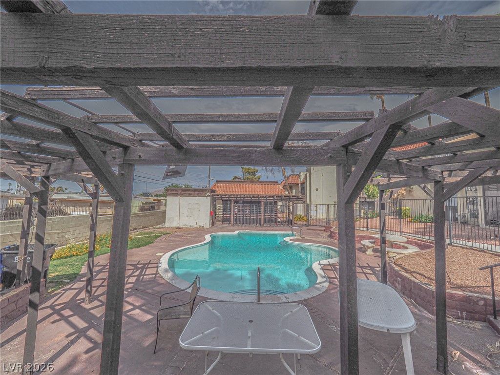 Image 77 of property listing at 1370 Vegas Valley Drive 44, Las Vegas, NV 89169
